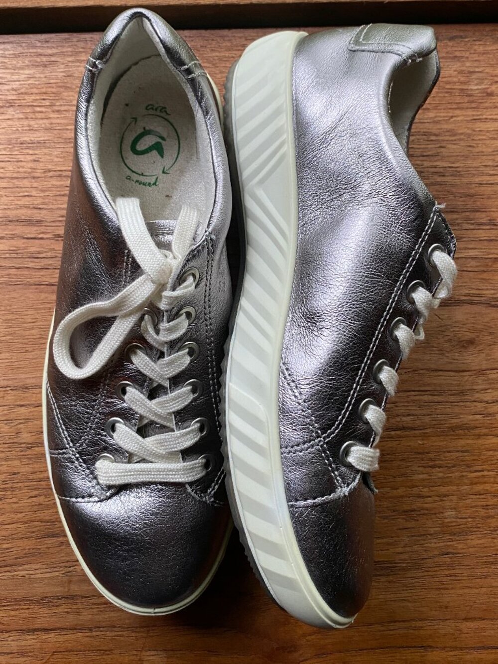 NEW Silver Metallic ARA Leather Alexandria Sneakers - Size 8 Women's USA